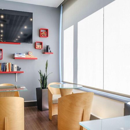Ibis Madrid Alcobendas Eksteriør bilde