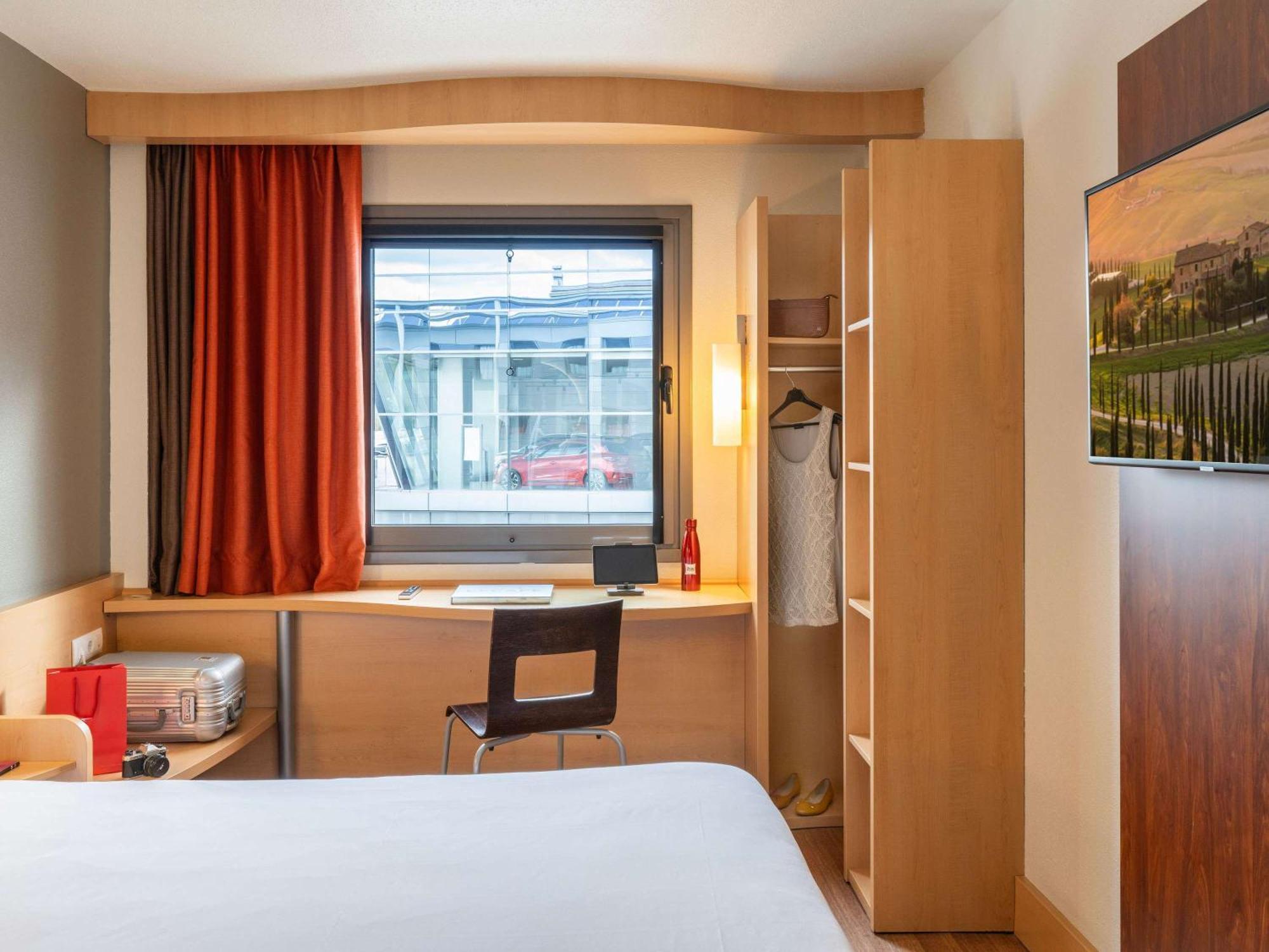 Ibis Madrid Alcobendas Eksteriør bilde